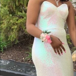 Ball gown/ prom dress